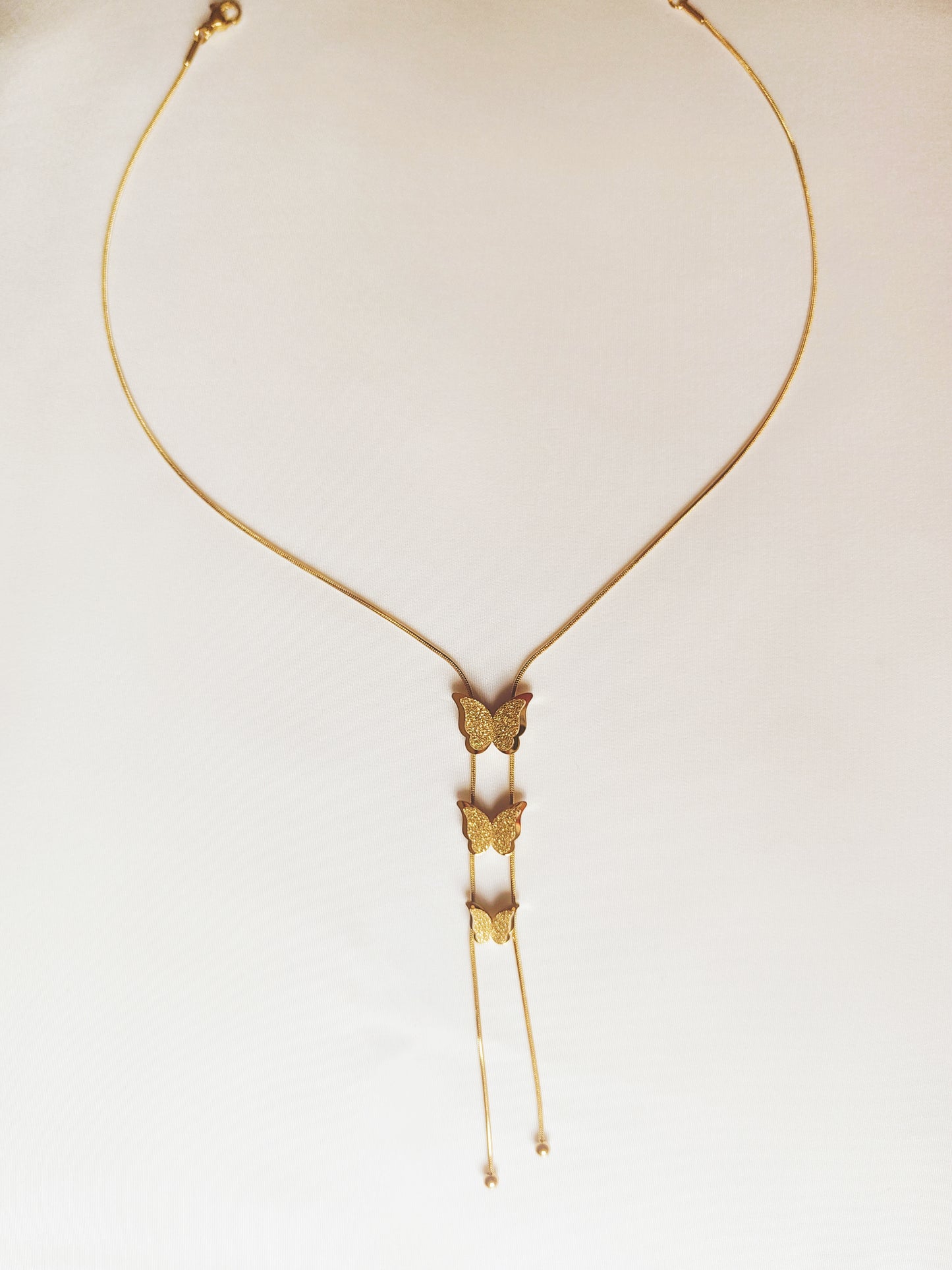 collana tre farfalle