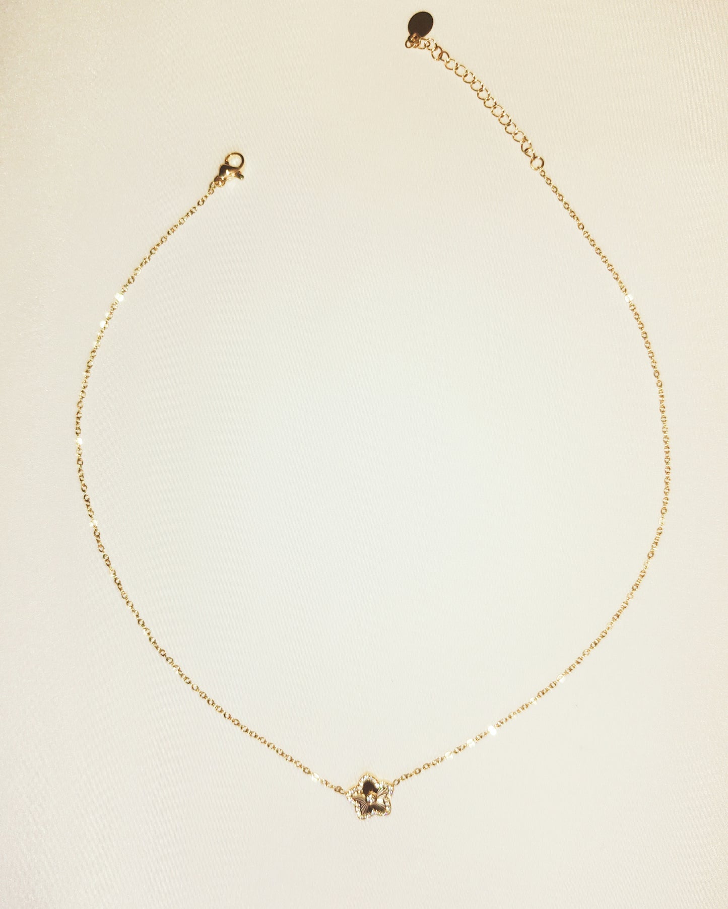collana fiore con diamantini